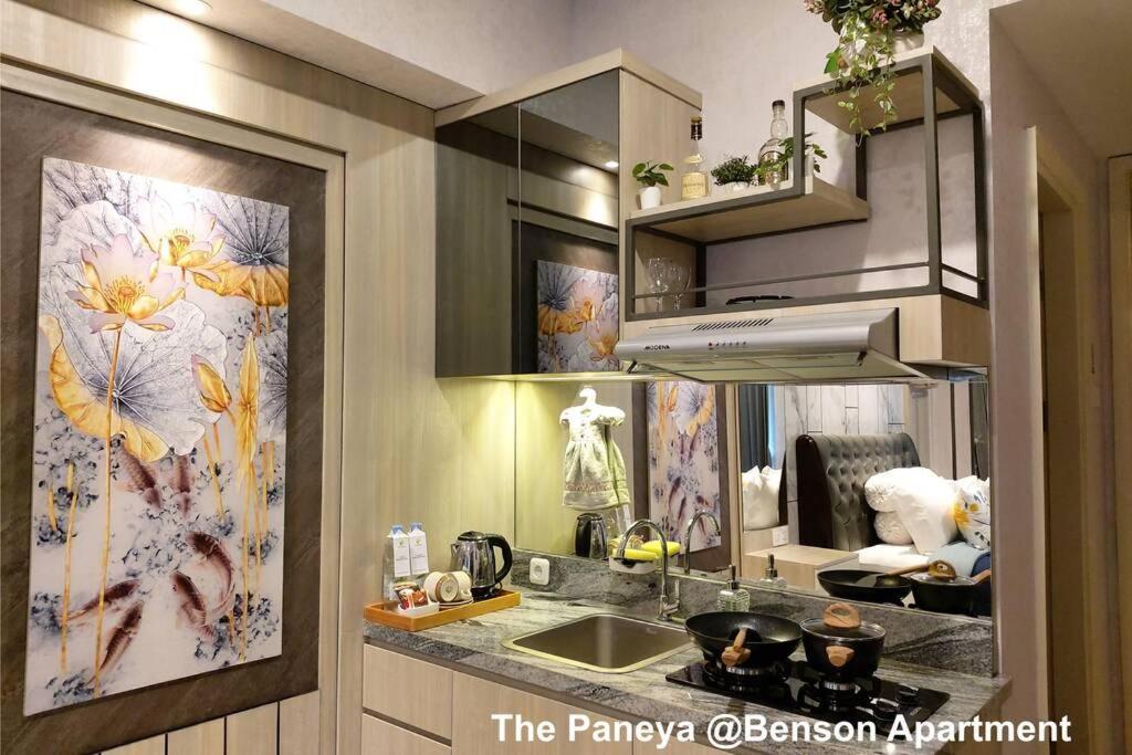 The Paneya @Benson Apartment スラバヤ エクステリア 写真